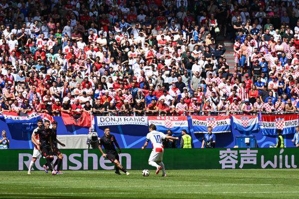 开云体育在线-【欧洲杯】乌龙侠立功！阿尔巴尼亚2-2逼平克罗地亚