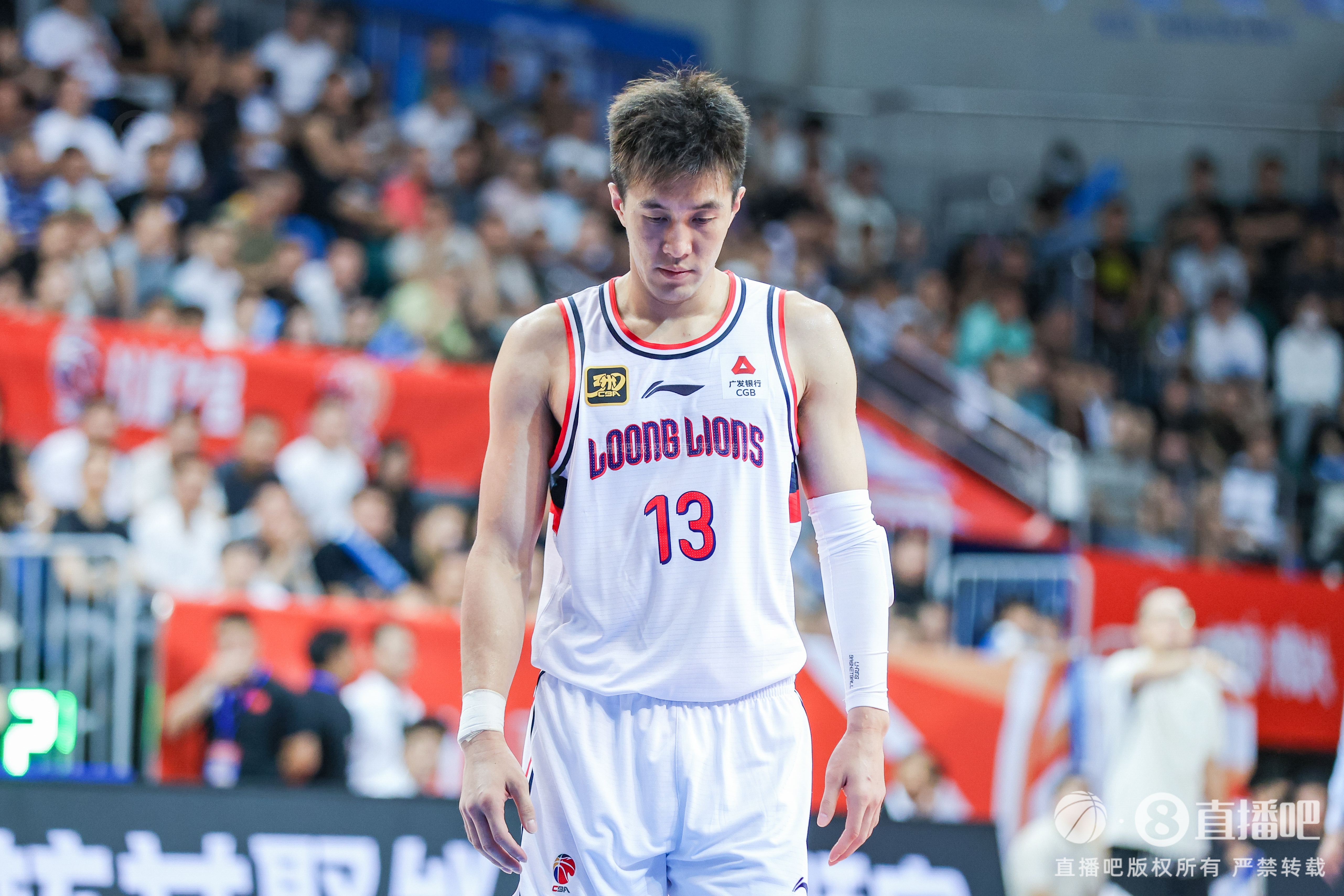 开云-媒体人：艾伦是重度网民&amp;早已知悉报道 推测确有其事但细节有出入